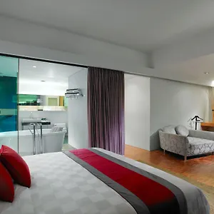 Maya Centre Hotel